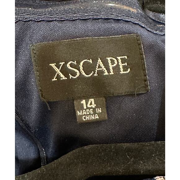 XSCAPE Off-The-Shoulder Embroidered 3D Floral Lace Midi Dress Navy Sz 12/14 NWT - Picture 16 of 16